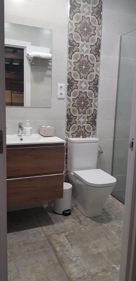 Cal Duran Bed & Breakfast Esparreguera Екстериор снимка
