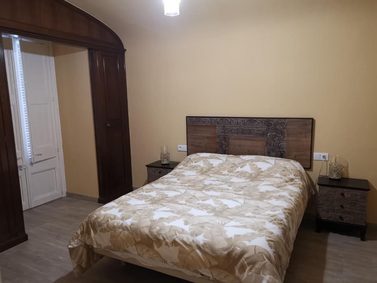 Cal Duran Bed & Breakfast Esparreguera Екстериор снимка