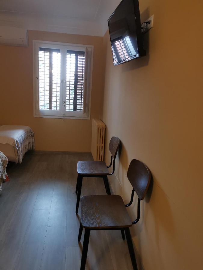 Cal Duran Bed & Breakfast Esparreguera Екстериор снимка