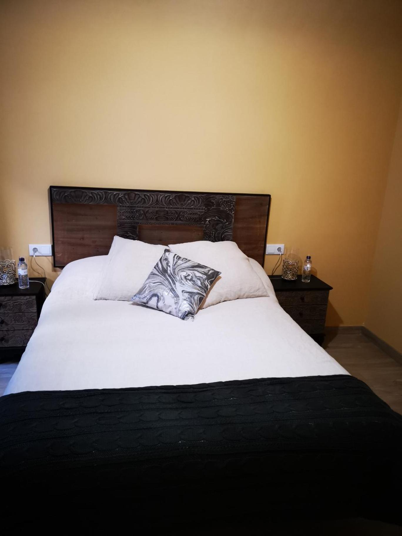 Cal Duran Bed & Breakfast Esparreguera Стая снимка